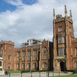 Queen's_University_Belfast_frontage