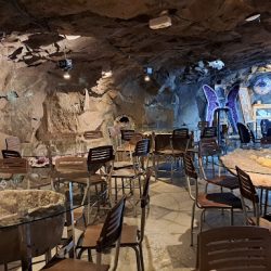 RESTAURANTE SUBTERRANEO BLEVERDE