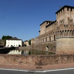 fontanellato-2798921_1280